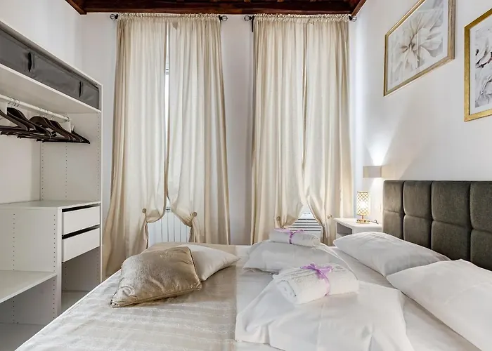 Campo Dei Fiori Royal Orchid Appartement